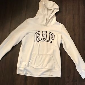 White gap hoodie